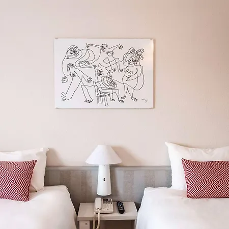 Hotel Ibis Valencia 2*