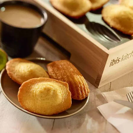 Ibis Valencia מלון