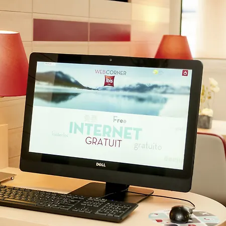 Ibis Valencia 2*