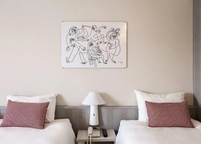 Ibis Valencia מלון