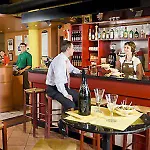 Ibis Valencia 2*