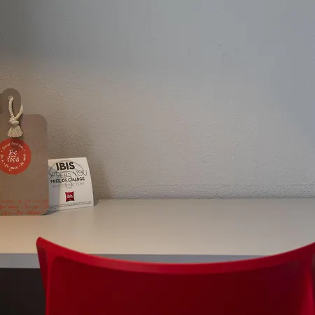 Ibis Valencia Hotell 2*