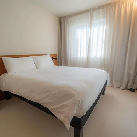 Ibis Valencia
