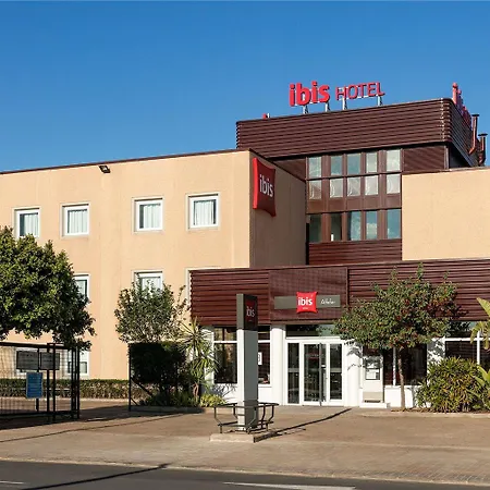 Ibis Valencia Hotel 2*
