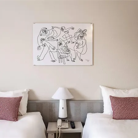 Hotel Ibis Valencia 2*