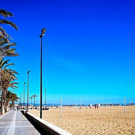 Ibis Valencia Hotell 2*