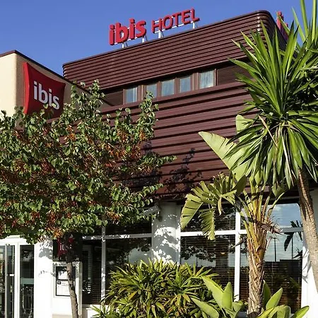 מלון Ibis Valencia 2*