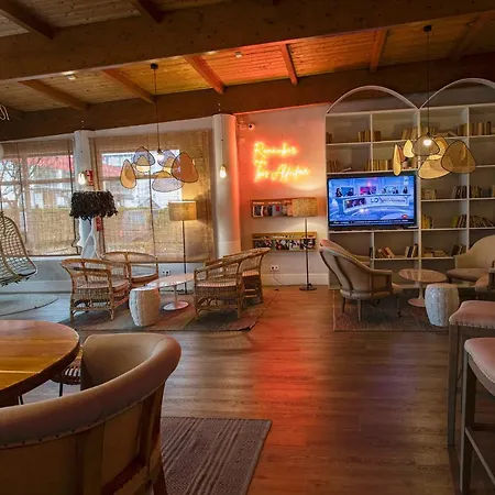 Ibis Valencia Отель