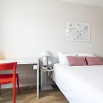 Ibis Valencia Hotel 2*