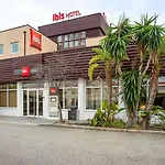 Ibis Valencia 2*