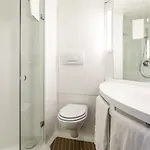 Ibis Valencia 2*