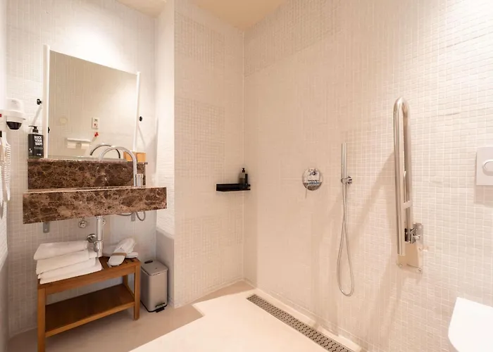 Ibis Valencia Szálloda 2*